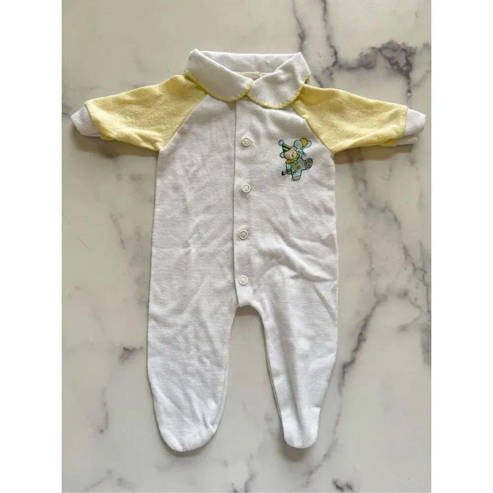 Teddy Bear Newborn bodysuit pastel yellow white one piece unisex baby vintage 80